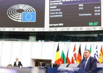 Емил Радев настоя за повече евросредства за справяне с мигрантския натиск в държавите на първа линия