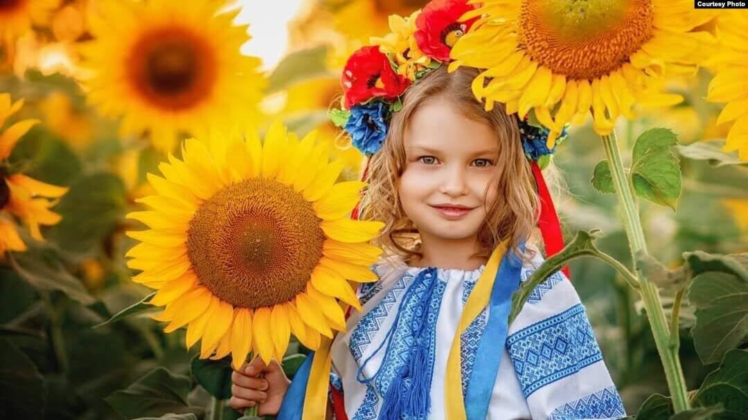 Във Варна откриват благотворителна изложба на малката Ника и други украински деца