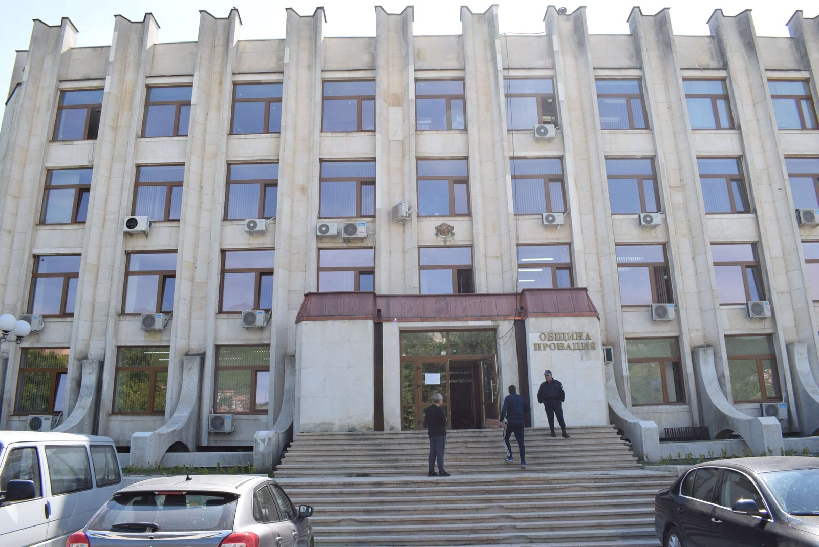 Община Провадия получи нов автомобил за разнос на храна по проект "Топъл обяд"