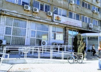 След скандал между съседи: Пробация за 52-годишна жена, причинила средна телесна повреда на своя съседка