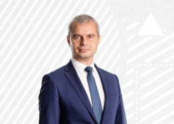 Костадин Костадинов: Тагарев да подаде оставка като министър на отбраната