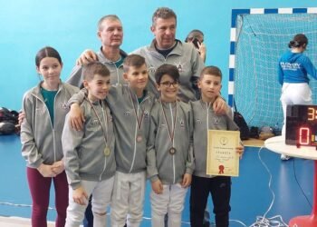 Децата от СК по фехтовка „Ахил“- Варна с впечатляващо представяне на държавно първенство