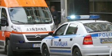 Труп на мъж по бул. “Левски” стресна минувачи