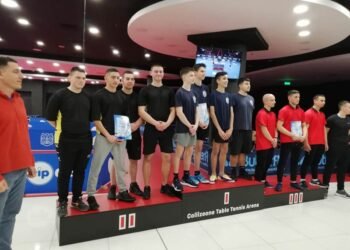 Тенесистите от СУ "Васил Левски" в Девня спечелиха сребърните медали в областния кръг на ученическите игри!