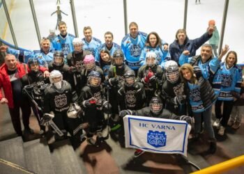 Победа за децата от Клуб по хокей на лед “Варна” в столицата