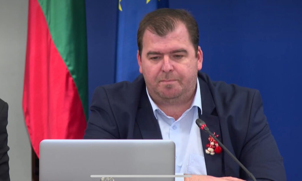 КЗП: Търговски вериги, които държат 50-60 процента от пазара на хранителни продукти, изкривяват пазара и завишават цените изкуствено