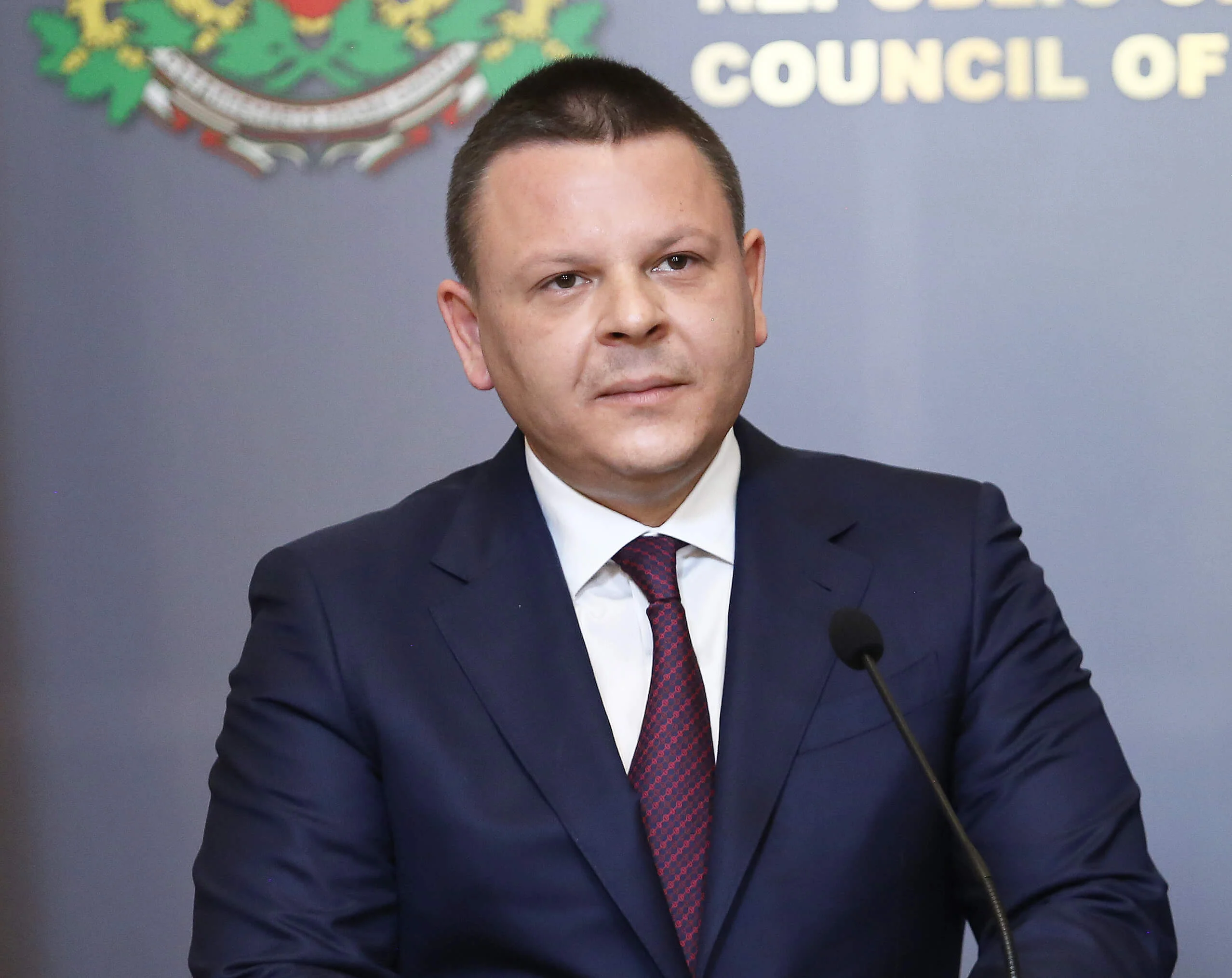 Вицепремиерът Христо Алексиев: Очакваме близо 130 млн. лв. в бюджета от мобилните оператори за използването на честотите 700 MHz и 800 MHz