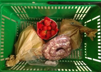 КЗК проверява хранителните вериги за картел