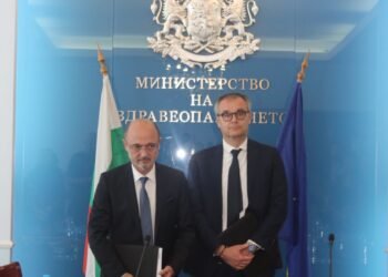 Министър Меджидиев: Подписахме договора за доставка на 6 хеликоптера за нуждите на спешната медицинска помощ