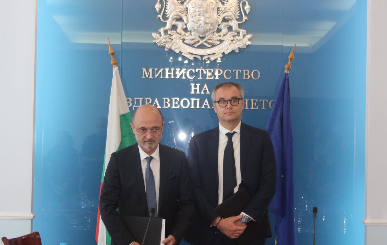 Министър Меджидиев: Подписахме договора за доставка на 6 хеликоптера за нуждите на спешната медицинска помощ