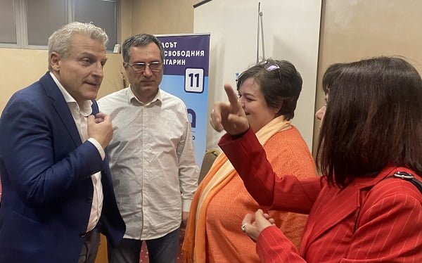 Петър Москов, КОД: Решението е задължително основно образование и никакви социални помощи за нарушителите