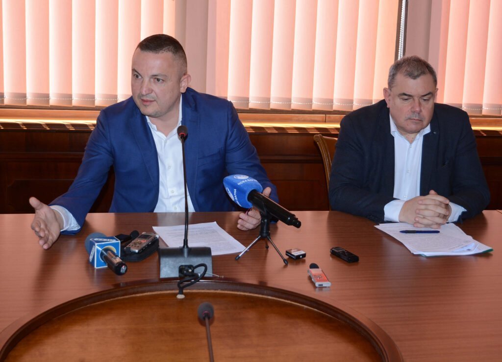 Иван Портних: Варненци са най-големите губещи от политическите атаки спрямо бюджета на града! (ВИДЕО)