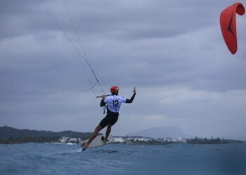 Световен успех за българския кайт сърф – Кристиан Манев втори на Пан- американския шампионат