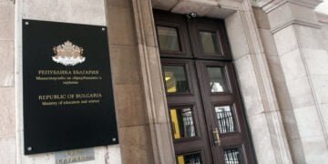 В МОН бе изтеглен вариант 2 на изпита по математика след седми клас