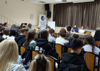 „Часове по правосъдие“ с деветокласници имаха съдии от Районен съд – Варна