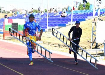 Школа по пожароприложен спорт „Огнеборец“ кани варненци на открито занятие