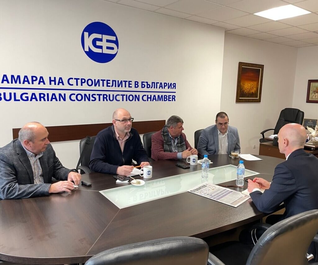 Кандидатът за народен представител от "Възраждане" се срещна с представители от Камарата на строителите в България