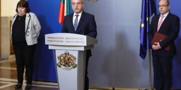 Премиерът Гълъб Донев: Великденска добавка от 70 лева ще получат възрастните хора с пенсии под линията на бедност