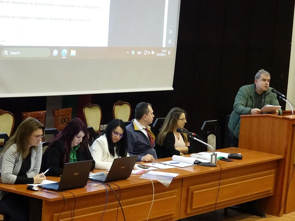 87 сдружения на собствениците са кандидатствали за общинско финансиране за дейности, свързани със санирането на многофамилни жилищни сгради