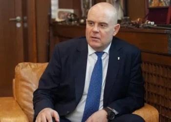 Гешев: Надявам се членовете на ВСС да не влязат в политическия график на Пеевски и Борисов