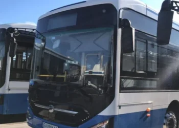 Допълнителни автобуси са пуснати за Голяма задушница във Варна