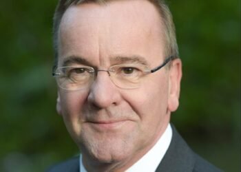 Германският министър на отбраната смята, че сега не е моментът Украйна да влезе в НАТО