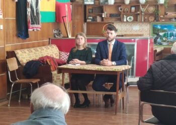 Обучават пенсионери от Добрич как да се предпазват от телефонни измамници