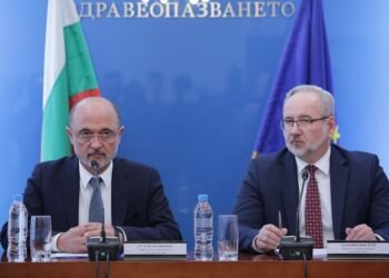 Министър Меджидиев: България и Полша ще изпратят обща позиция до председателя на ЕK Урсула фон дер Лайен във връзка с договора за закупуване на ваксини срещу COVID-19