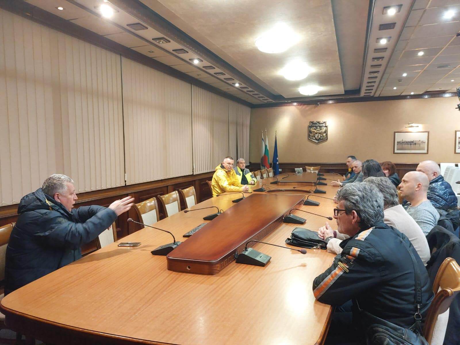 Общинският щаб за бедствия и аварии заседава заради ВиК аварията в кв. "Бриз"