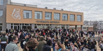 Ученичка от Варна заминава за Солун за финал на най-голямото състезание по английски език в света