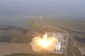 Ракета на SpaceX се взриви почти четири минути след изстрелването си