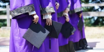 Държавата ще плаща следването па над 2200 студенти, ако имат договор с работодател