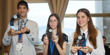 Ученик от Варненската търговска гимназия стана победител в Националното състезание по счетоводство