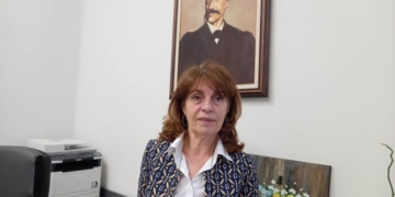 Любим директор: Добрият тон, подадената ръка, усмивката – на това учим децата си! Безрезервна обич към тях – това е правило № 1, 2 и 3 за всеки учител! (ВИДЕО)