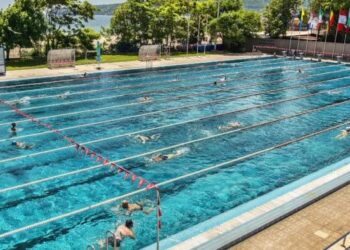 От днес във Варна започва записването за начално обучение по плуване за деца от 8 до 12 години