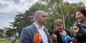 Министър Илин Димитров: Скиците за поставяне на бараки в „Златни пясъци“ са законни (ВИДЕО)