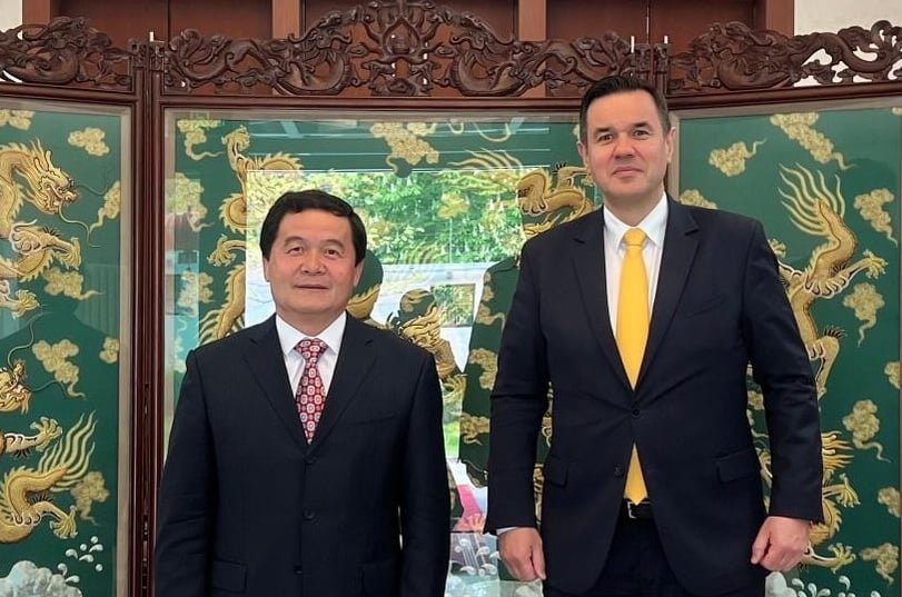 Китай е в топ 10 на търговските ни партньори в световен мащаб и на второ място сред експортните ни дестинации извън ЕС