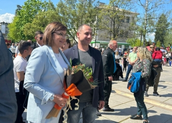Нинова в Самоков: Да образоваме децата си в любов към род и Отечество