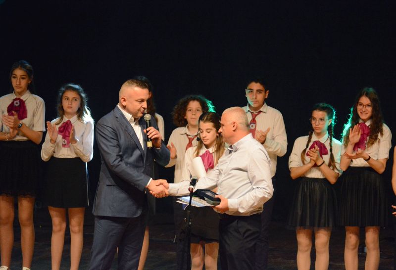 Va Rakovski ОУ „Георги Раковски“ чества 75 години - СайтЪТ