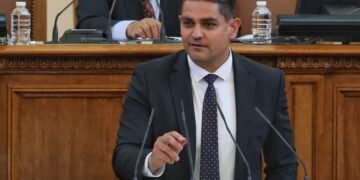 Започва делото срещу народния представител Радостин Василев