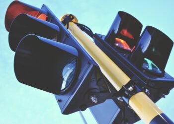  Заради ремонтни дейности временно е спрян светофарът до кръговото на „Почивка“