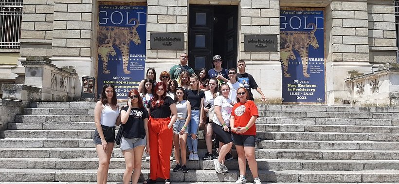 НССБ съдейства на ученици от СУ "Стоян Заимов" Плевен да бъдат на двудневна екскурзия във Варна