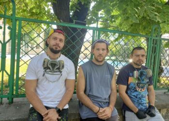 Гларуси крадат четките и валяците на стрийт артистите от проекта Reconnect the City (ВИДЕО И СНИМКИ)