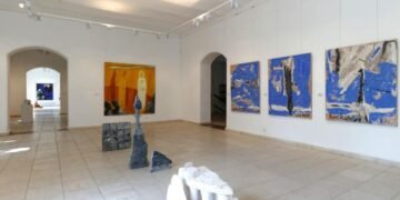 90 художници представят творби в галериите във Варна