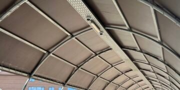 12 камери за видеонаблюдение ще бъдат монтирани на пасарелката в кв. "Аспарухово", а средствата за тях са събрани от доброволци