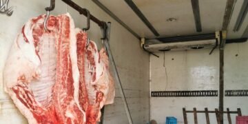 Полицията във Варна разби нелегален цех за преработка на месо край Аксаково (СНИМКИ)