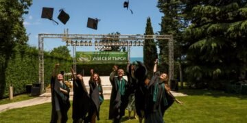 ВСУ „Черноризец Храбър“ ще пожелае успех на Випуск`2022