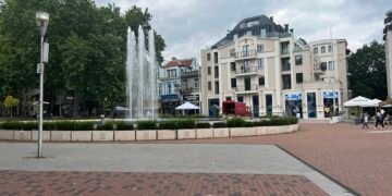 Шадраванът на пл. "Независимост" във Варна вече работи