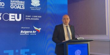 Министър Илин Димитров: Нашето бъдеще е свързано с образованието на кадрите