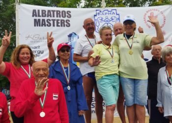 200 състезатели ще участват във втория Международен мастърс турнир по плуване във Варна